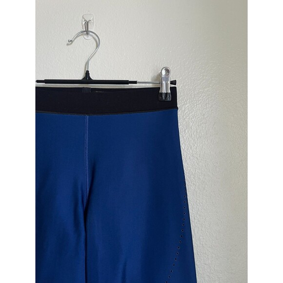 Ultracor Women's Stylist Pixelate Crop Legging in Blue Size XS - Picture 2 of 4
